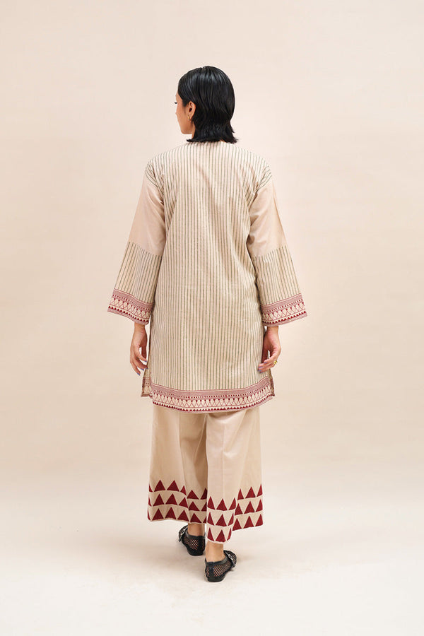 Black-Printed African Charm Duo