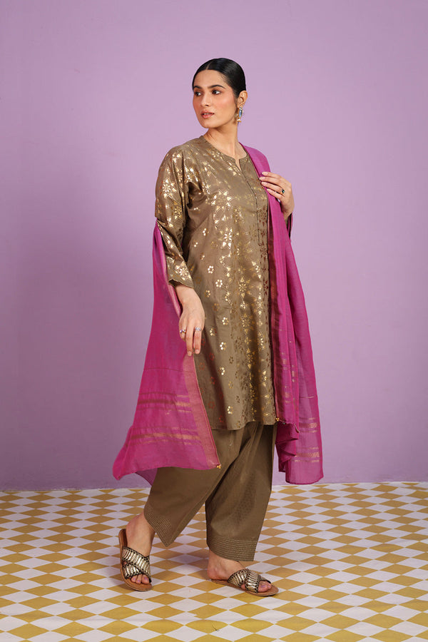 Zareen Beaded Blush Dupatta