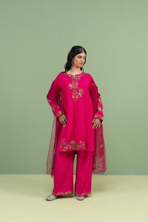 Hues of Red Opulent 3-Piece Suit