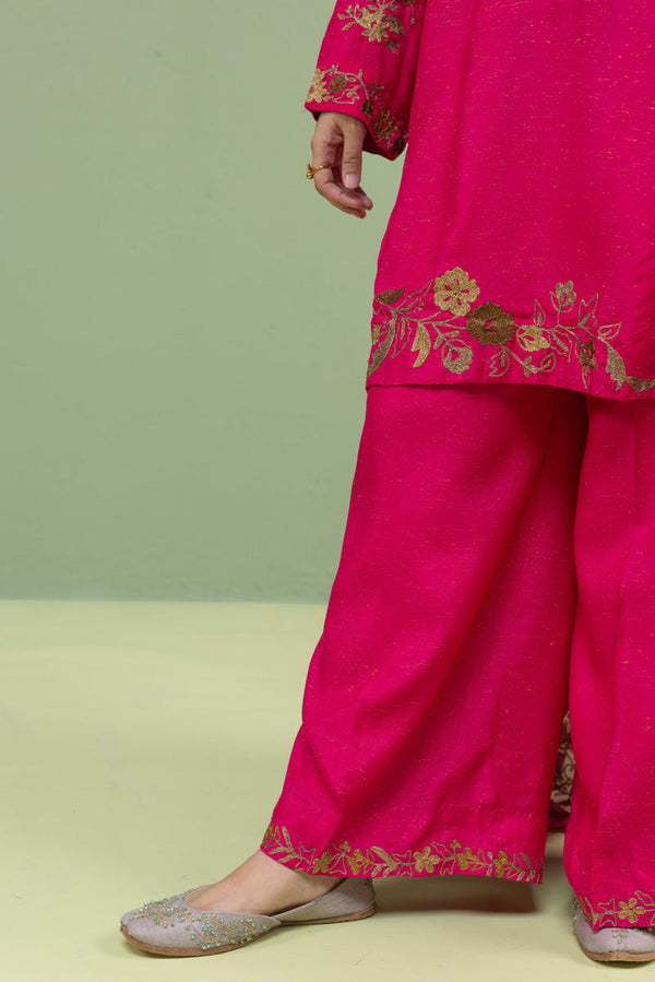 Hues of Red Opulent 3-Piece Suit