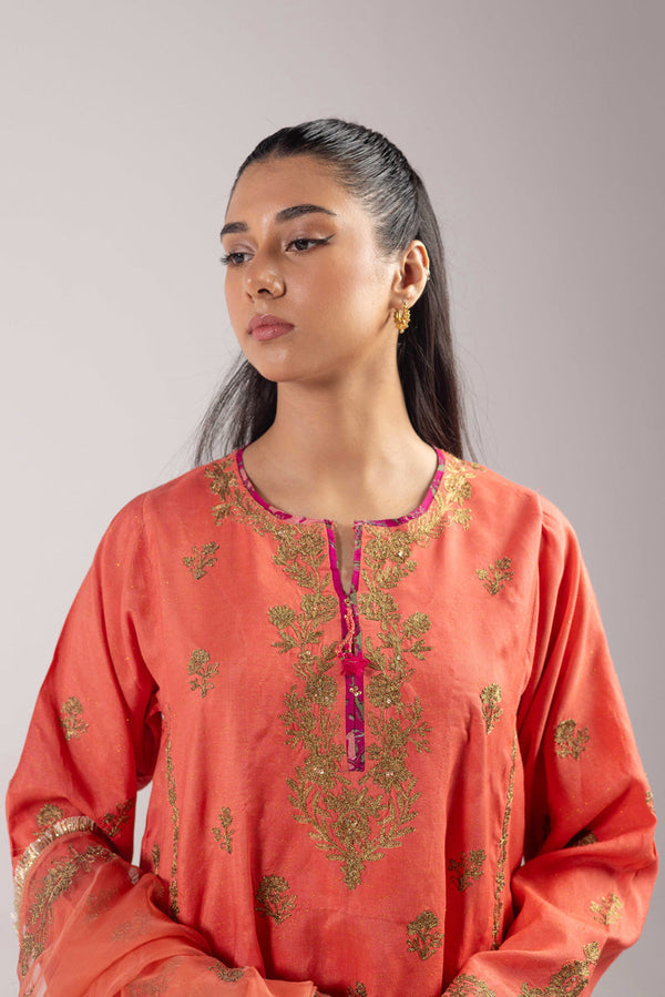 Hues of Red Golden Weave 3 Piece
