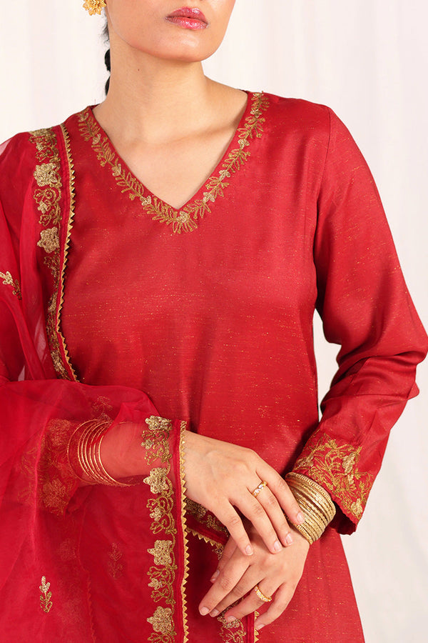 Gleaming Hues Of Red 3 Piece Suit