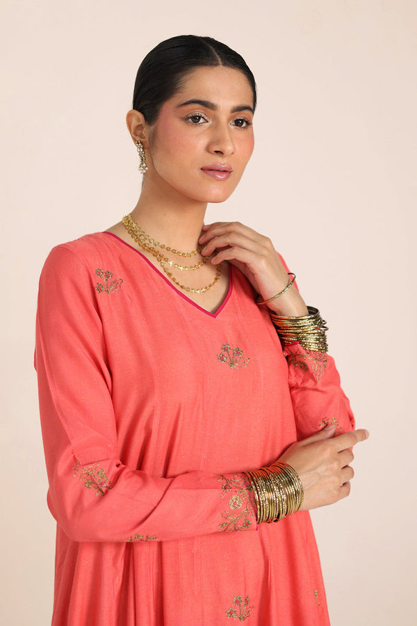 Hues of Red Gilded Flare Ensemble