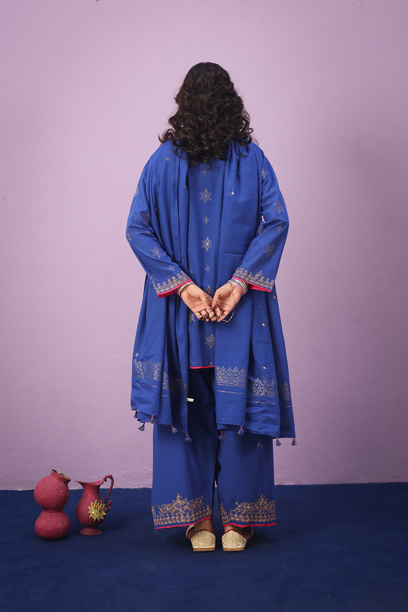 Raat ki Rani Signature Suit