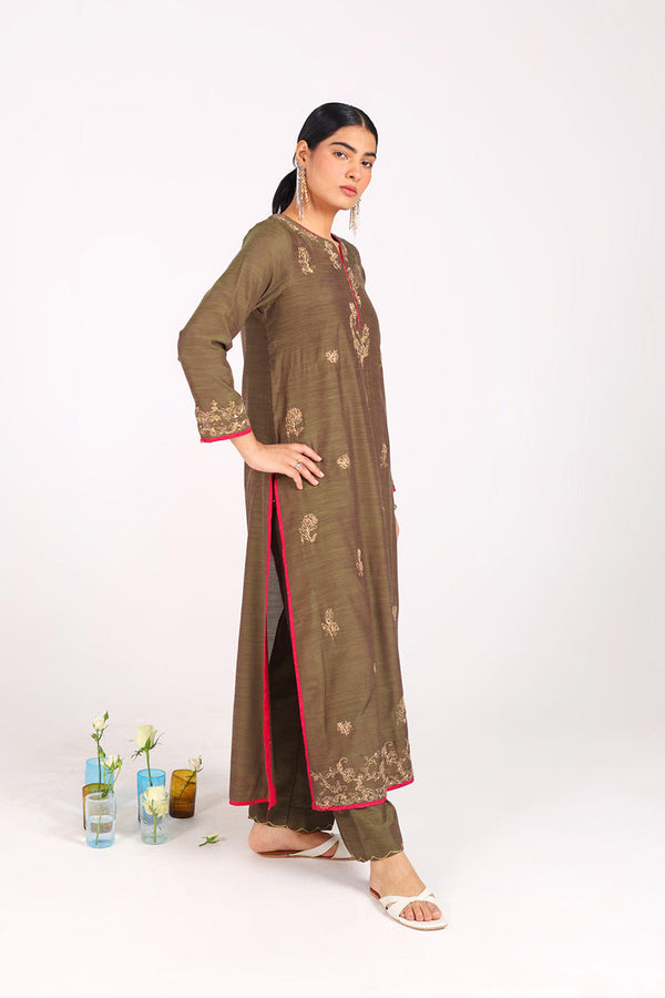 Shoukh Rang-e-Riwayat Ensemble