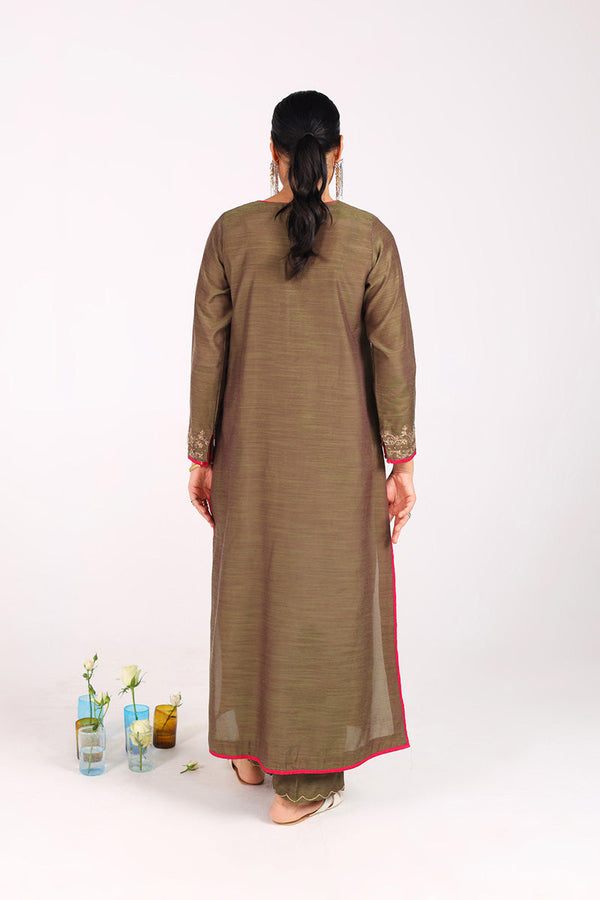 Shoukh Rang-e-Riwayat Ensemble