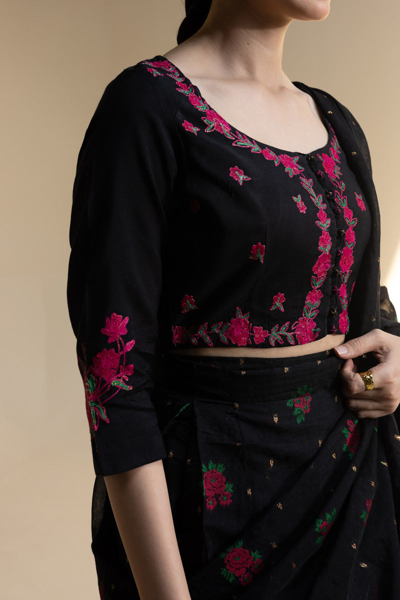 Golden Rose Jacquard Saree