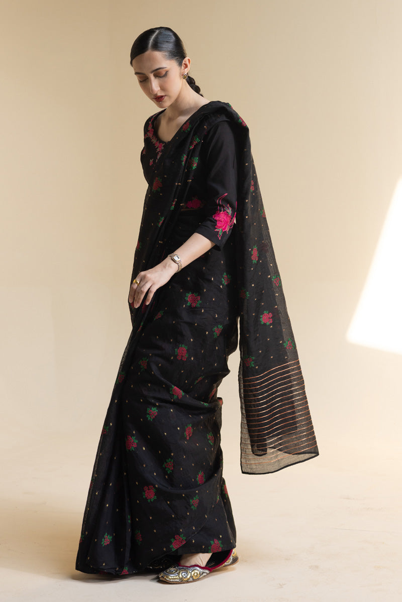 Golden Rose Jacquard Saree