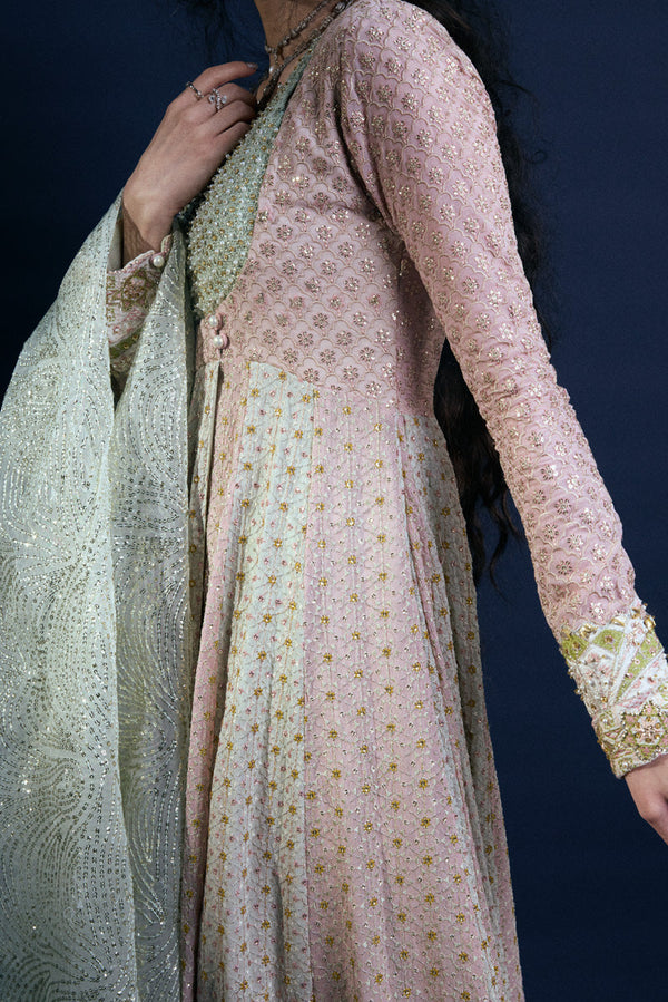 Zar-e-Nur Anarkali Set