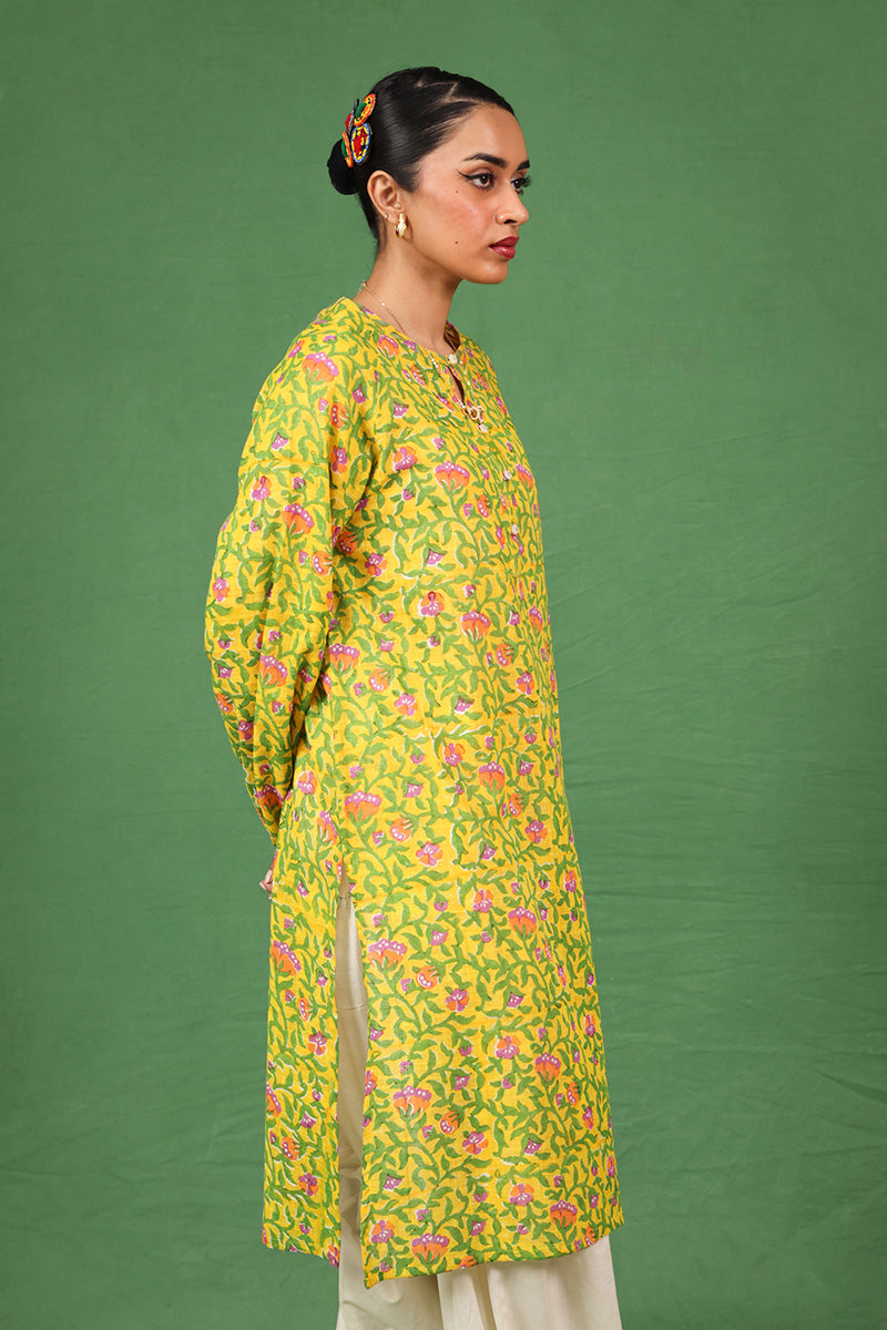 Amber Fiza Kurta