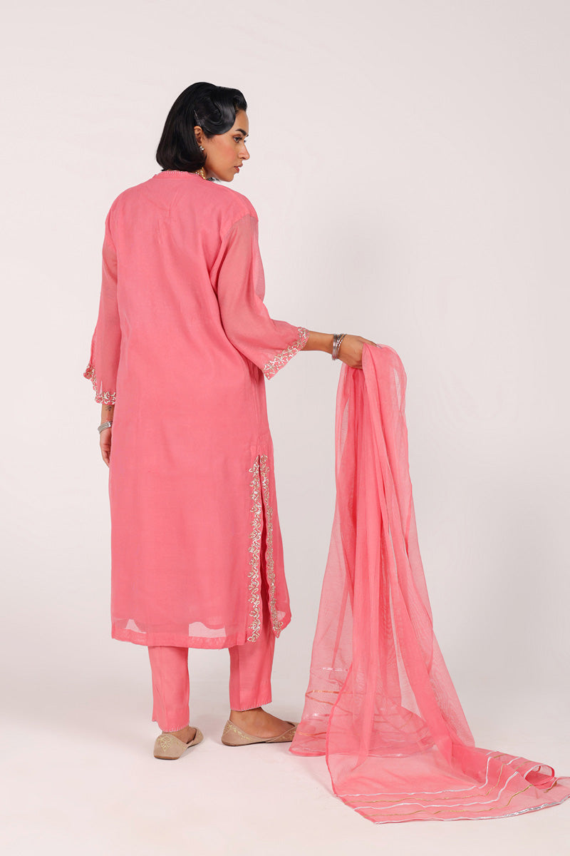 pink