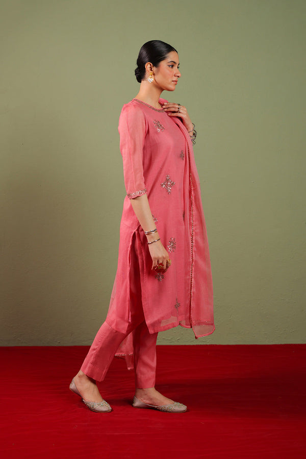 Zahra Gota Gleam Ensemble