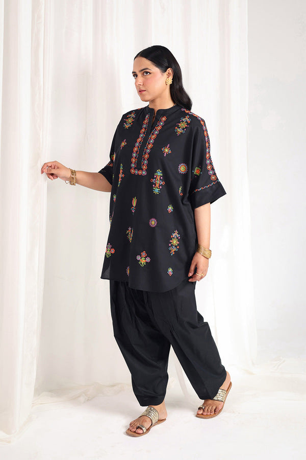 Kasuti Mashup Karigari Ensemble