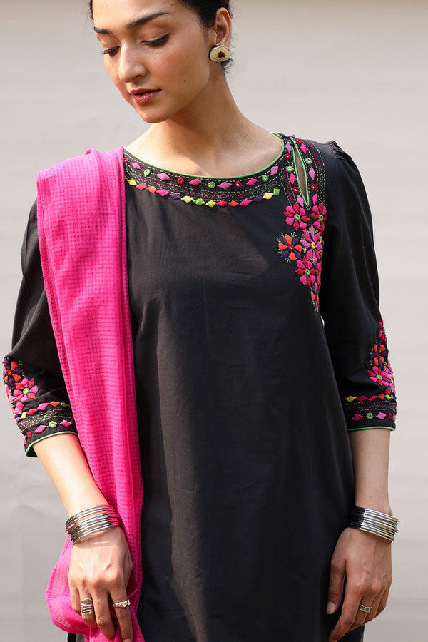 Hand-Crafted Kutch Bazaar Set