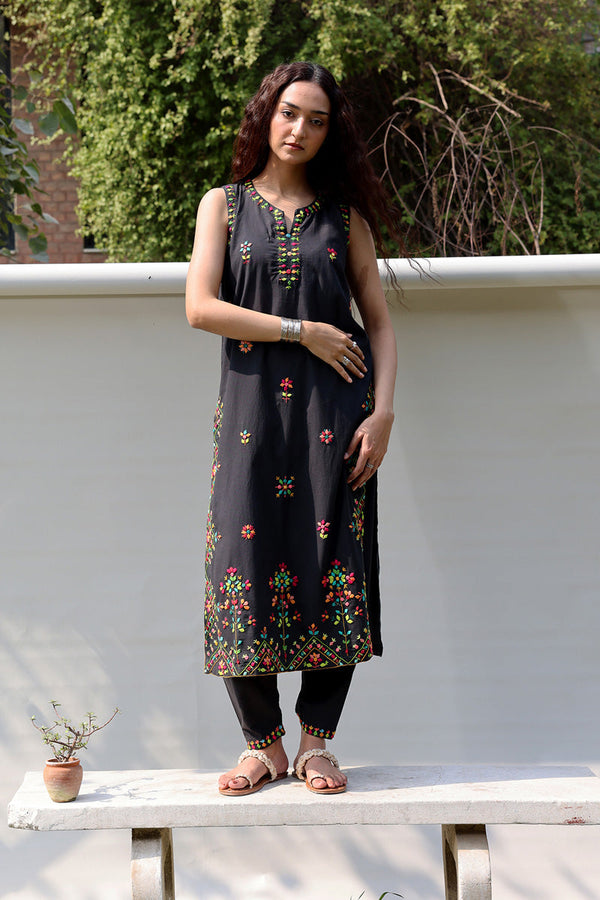 Hand Embroidered Patti Set