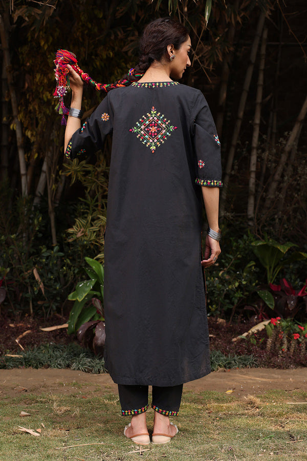 Patti Hand-Crafted Set