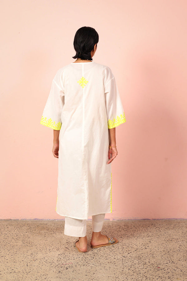 Jogi Neon Thread Tales Kurta