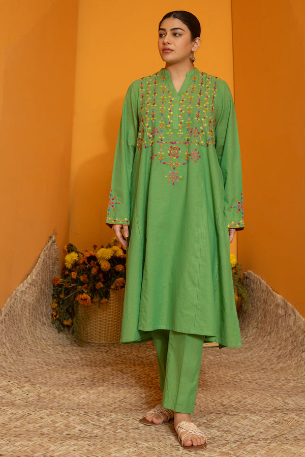 Hand-Crafted Tukri Set