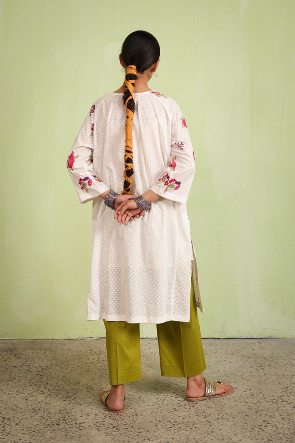 Serenade Whispers Duo