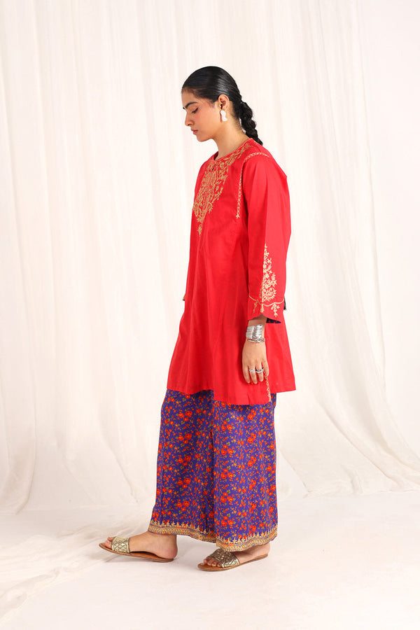 Gilded Glam Gold Thread Ensemble