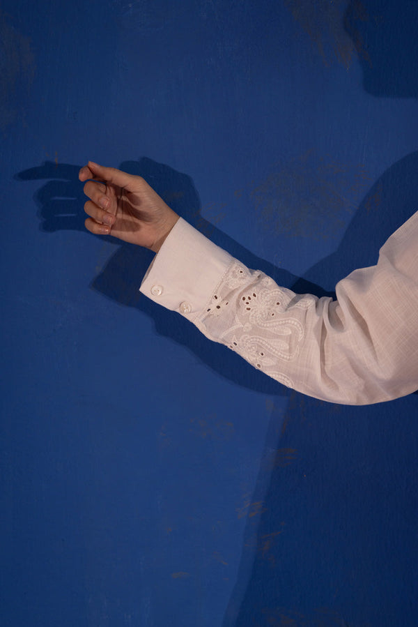 Schiffli Whisper Set