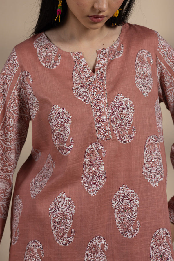 Soft Paisley Tulip Edit Set