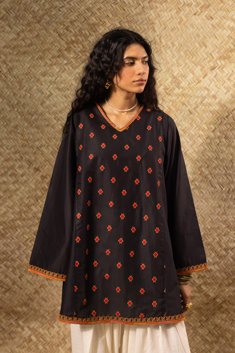 Blush Whisper Kurti