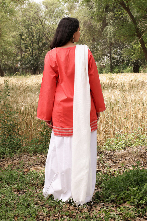Threaded Nur Kurti