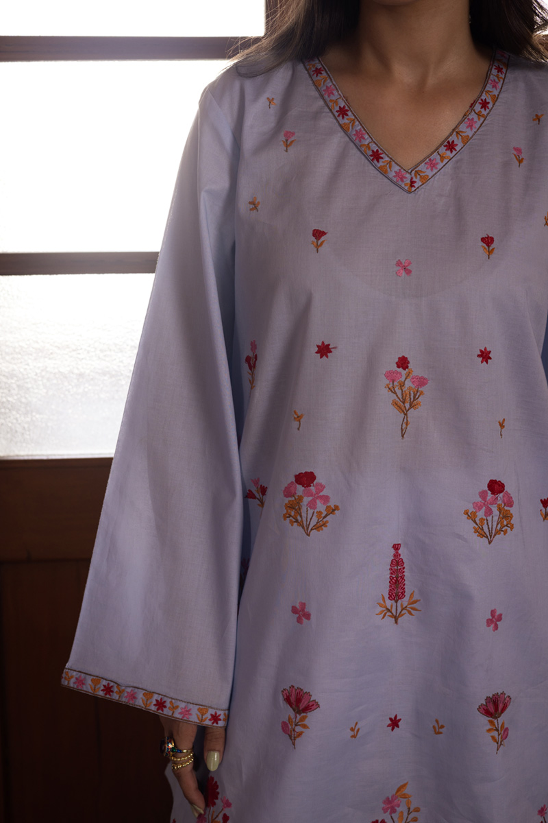 Threaded Grace Kurti