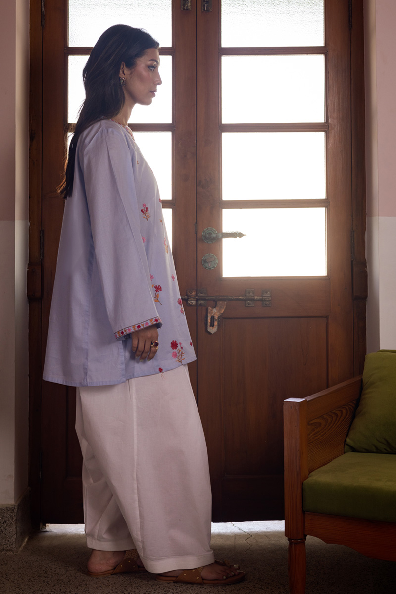 Threaded Grace Kurti