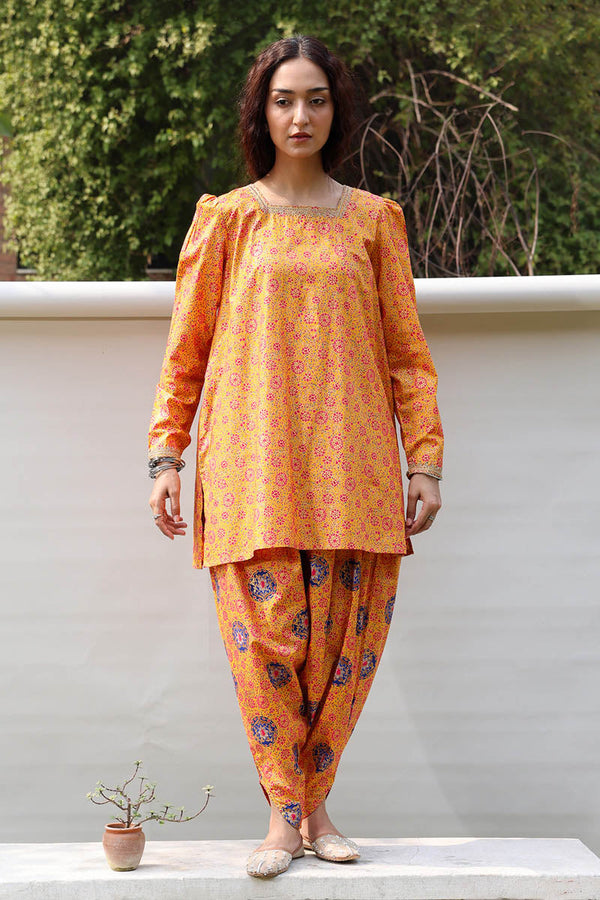 Gold Dusted Tulip Set