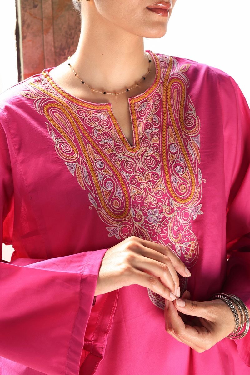 Thread Foam Kurti