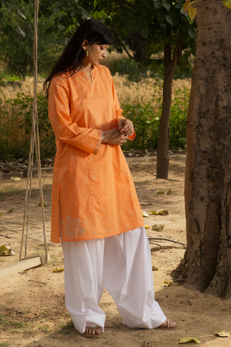 Petal Thread Kurti
