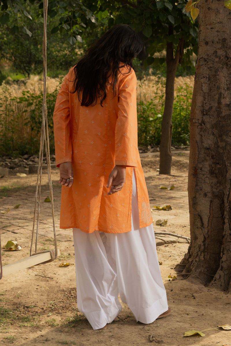 Petal Thread Kurti