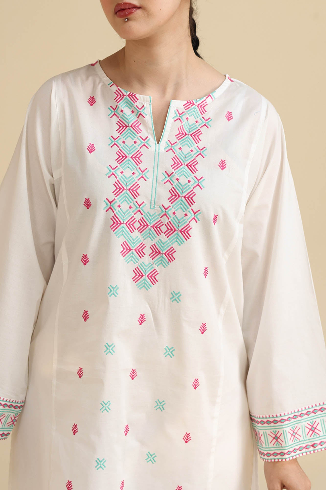 Embroidered Tale kurti