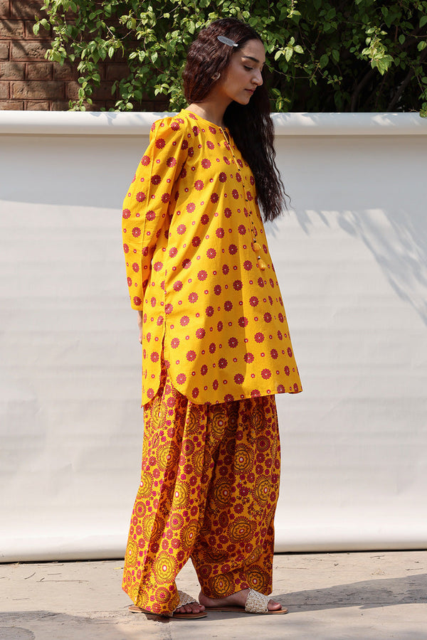 Flora Muse Tassel Set