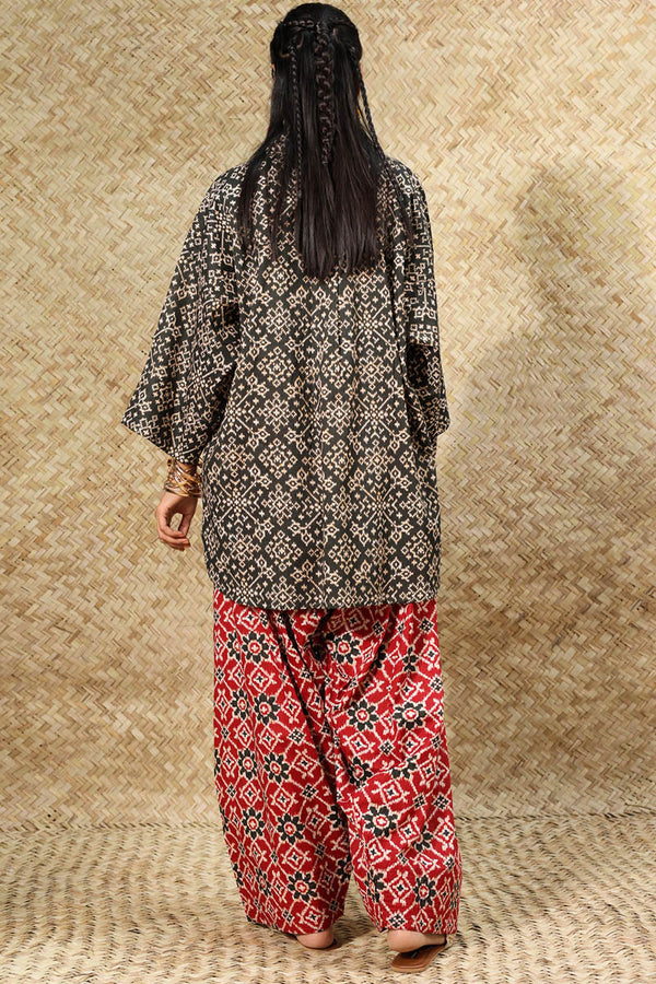 Rang Patola Farshi set