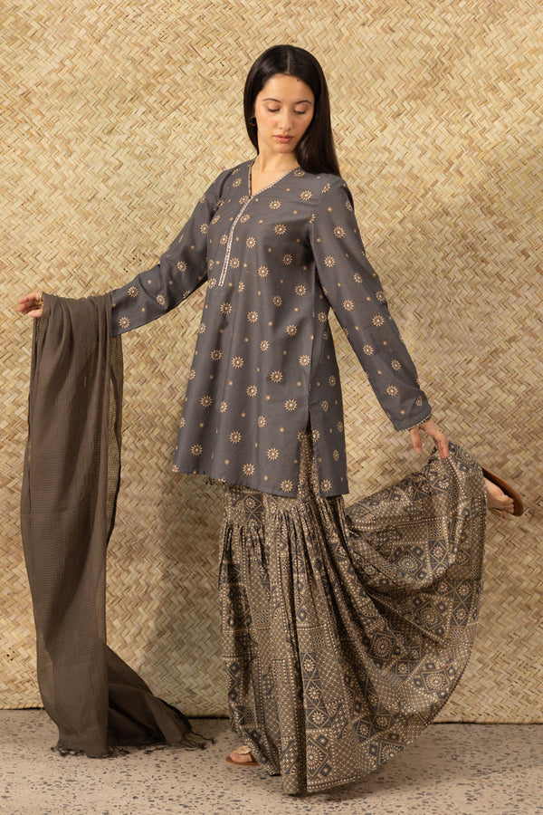 Soft Mandana Gharara Set