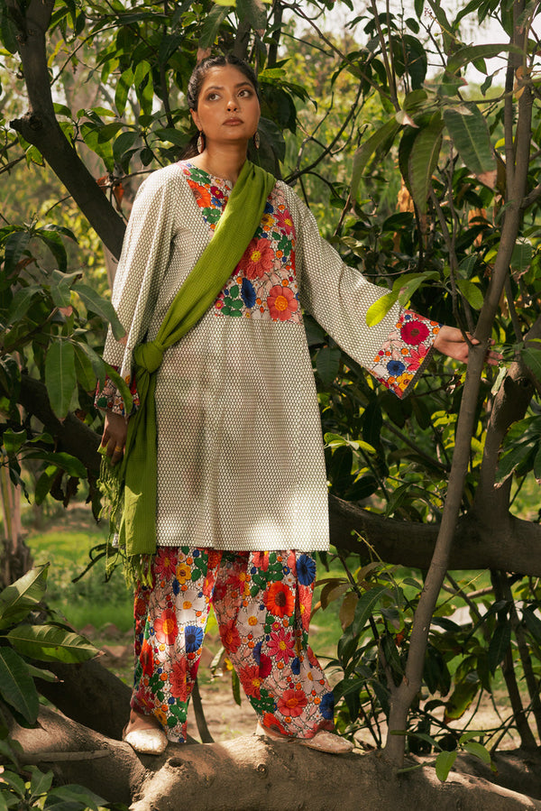 Bloom Knot Garden Set