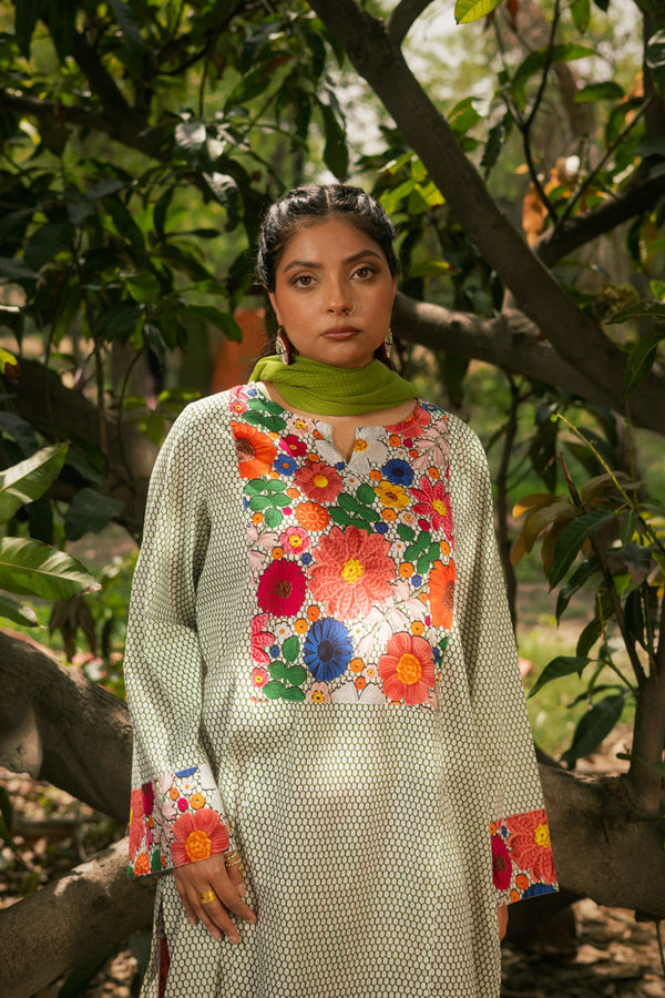 Bloom Knot Garden Set