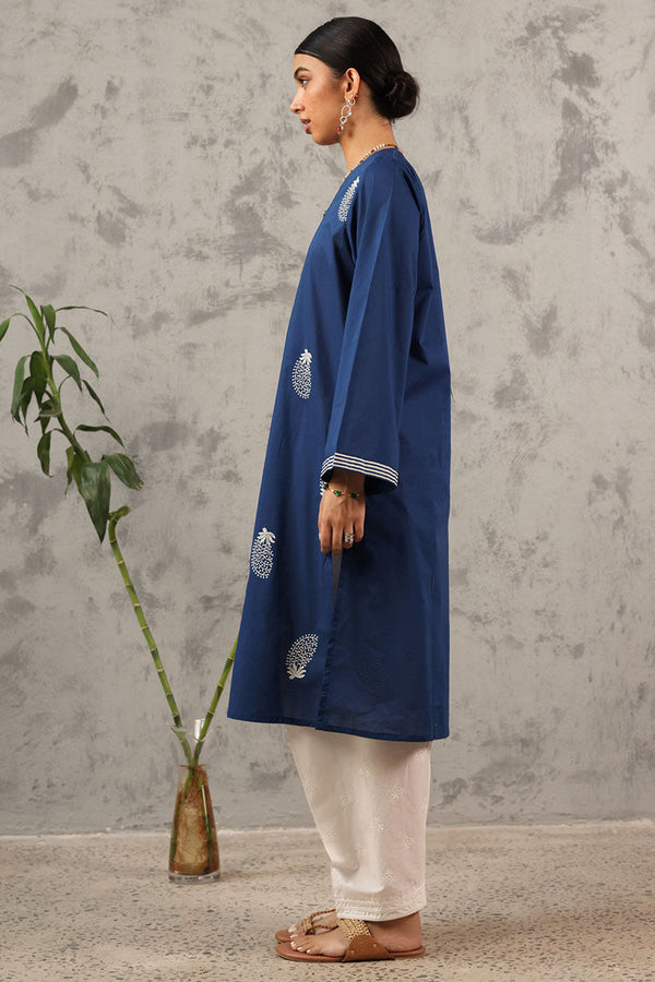 Embroidered Regal Line Shirt
