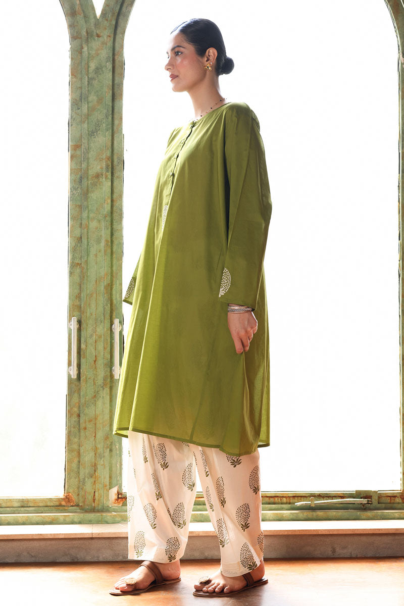 Soft Regal Line Set