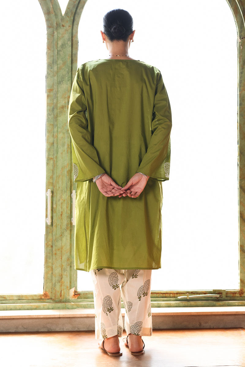 Soft Regal Line Set