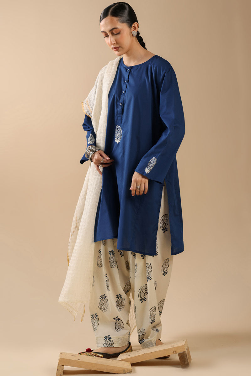 Soft Regal Line Set