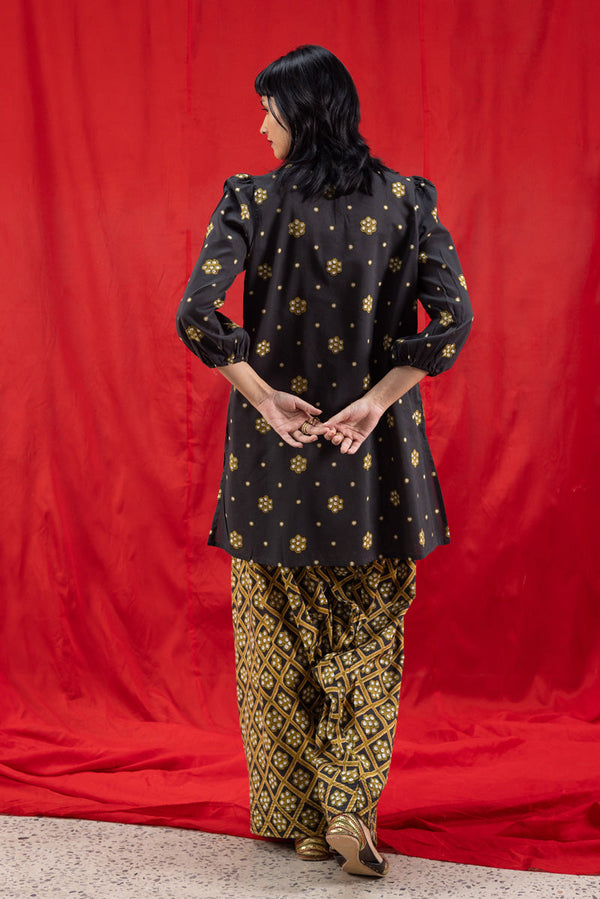 Sheehsakari Farshi Set