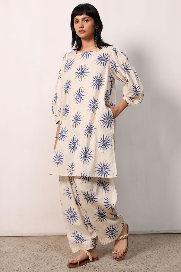 Sun Script Printed Set