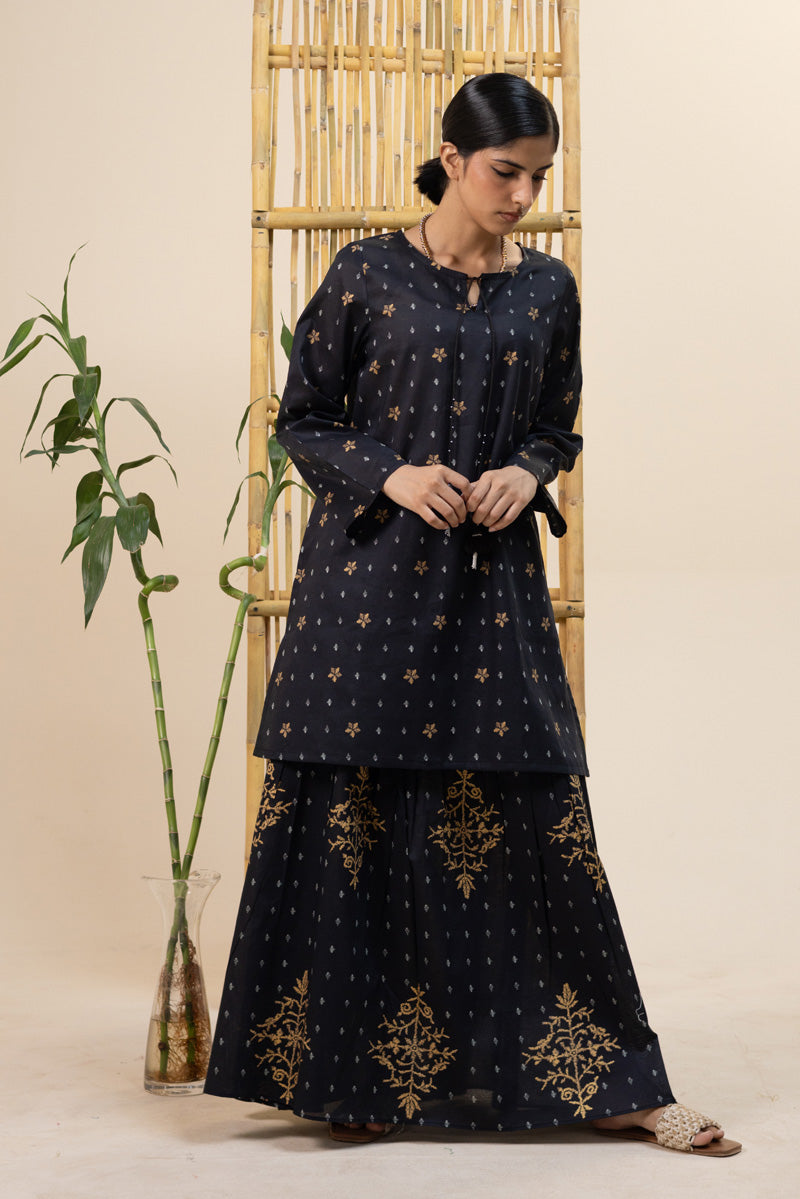 Gilded Mukesh Skirt Set