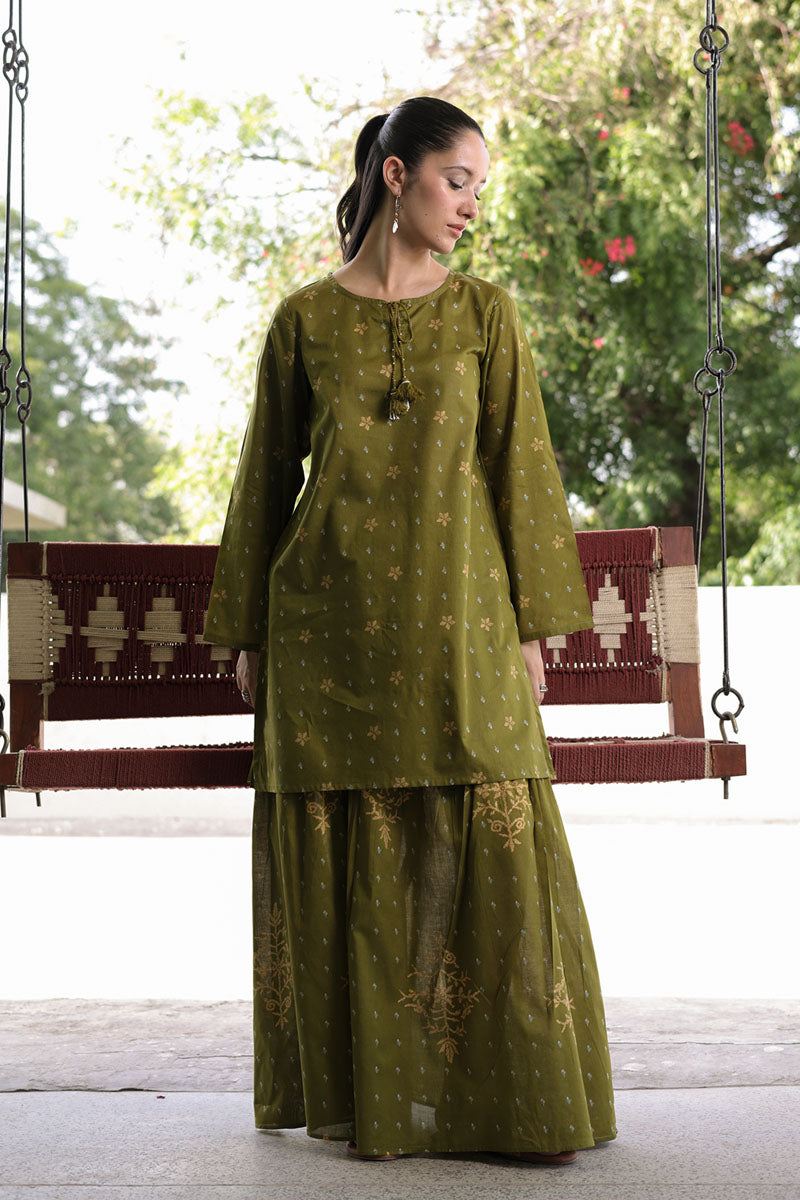 Gilded Mukesh Skirt Set
