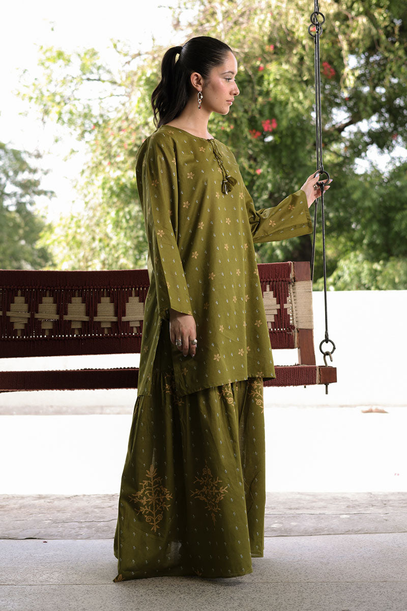 Gilded Mukesh Skirt Set