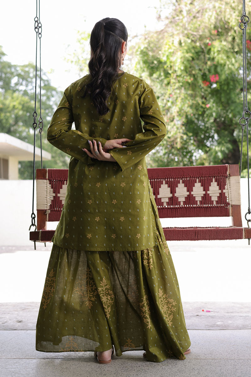 Gilded Mukesh Skirt Set